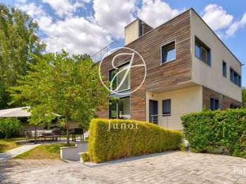 Maison 9 pièces 266 m² · à Chatou · 266 m² · 2 395 000 €