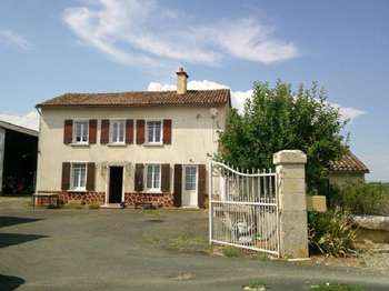 Vente maison 9 pièces Chaunay 86