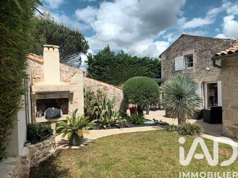 Vente maison 10 pièces Chauray 79
