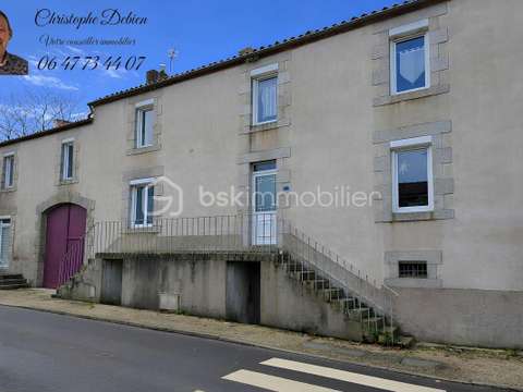 Vente maison 10 pièces Chavagnes-en-Paillers 85