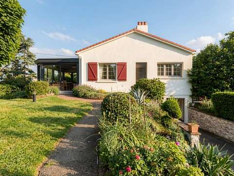 Vente maison 8 pièces Chavagnes-en-Paillers 85