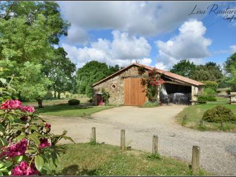 Vente maison 13 pièces Chavagnes-en-Paillers 85