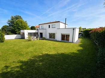 Vente maison 7 pièces Chavagnes-en-Paillers 85