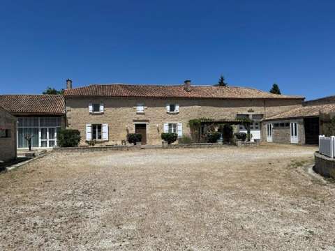 Vente maison 12 pièces Chef-Boutonne 79