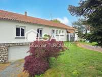 Vente maison 9 pièces