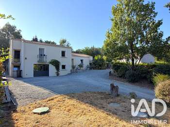 Vente maison 8 pièces Cheffois 85