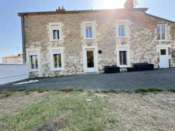Vente maison 9 pièces Cheffois 85