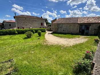 Vente maison 5 pièces Chenay 79