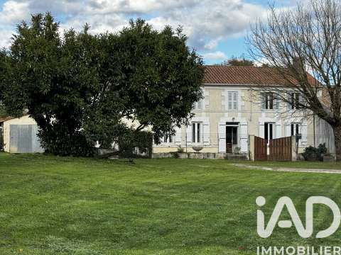 Vente maison 6 pièces Chepniers 17