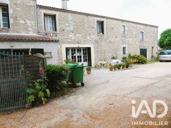 Vente maison 7 pièces Cheray 17