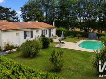 Vente maison 5 pièces Chermignac 17