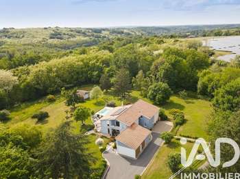 Vente maison 8 pièces Cherves-Châtelars 16