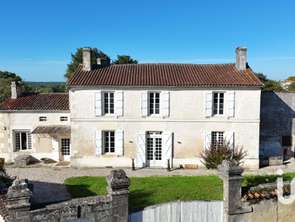 Vente Maison 5 chambresCherves-Richemont