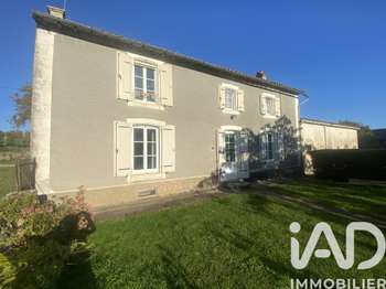 Maison 4 pièces 125 m² · à Cherveux · 125 m² · 148 000 €