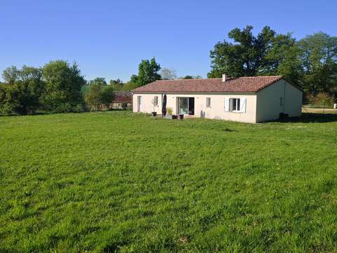 Vente maison 6 pièces Chey 79