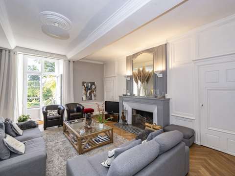 Vente maison 11 pièces