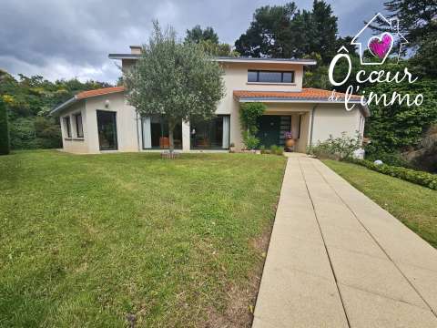 Vente maison 8 pièces Vente maison 8 pièces