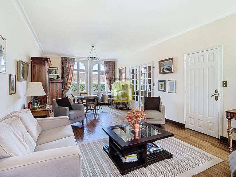 Vente maison 9 pièces