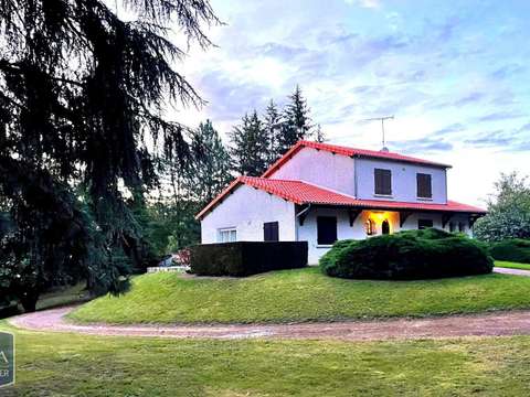 Vente maison 9 pièces