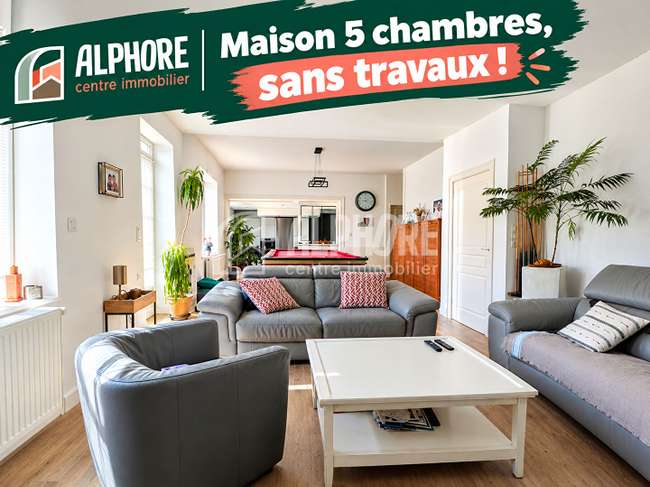Maison 7 pièces 185 m² · à Cholet · 185 m² · 389 000 €