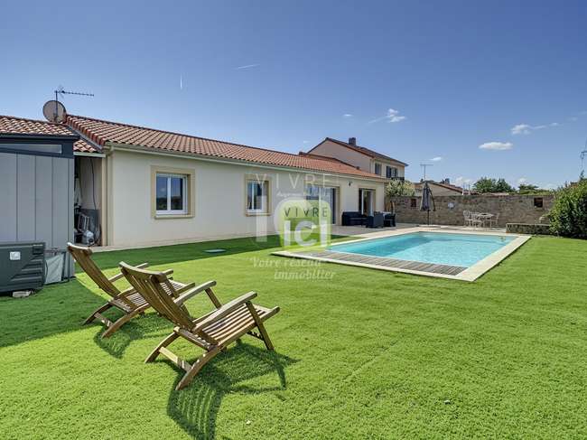 Maison 6 pièces 143 m² · à Cholet · 143 m² · 299 900 €