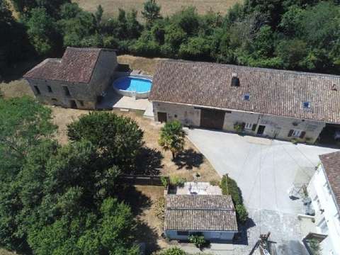 Vente maison 9 pièces Civray 86