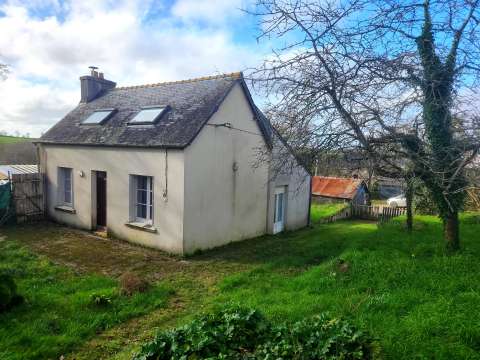 Vente maison 4 pièces Cléden-Poher 29