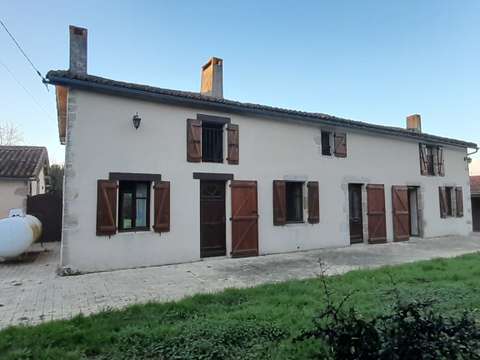 Vente maison 12 pièces Clessé 79