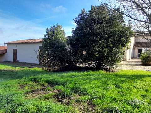 Vente maison 12 pièces Clessé 79