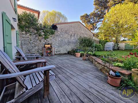 Vente maison 8 pièces