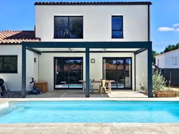 Maison 5 pièces 100 m² · à Clisson · 100 m² · 470 900 €