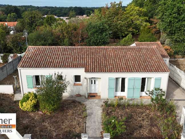 Maison 4 pièces 111 m² · à Coëx · 111 m² · 267 750 €