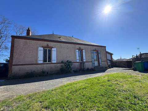 Vente maison 8 pièces Coëx 85