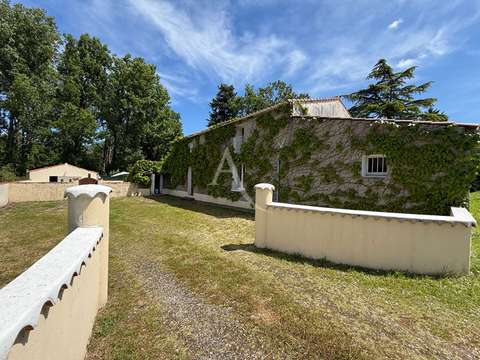 Vente maison 7 pièces Coëx 85