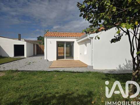 Vente maison 5 pièces Coëx 85
