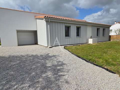Vente maison 5 pièces Coëx 85