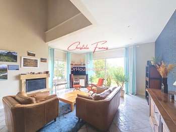 Vente maison 8 pièces