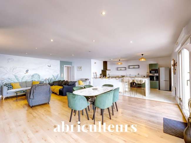 Maison 5 pièces 155 m² · à Cognac · 155 m² · 315 000 €