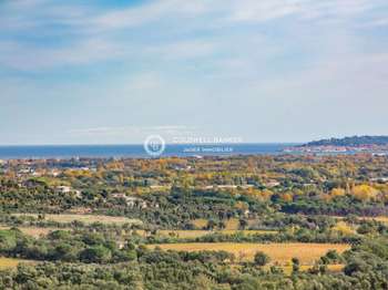 Vente maison 14 pièces Cogolin 83