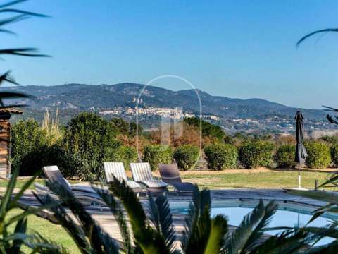 Vente maison 7 pièces Cogolin 83