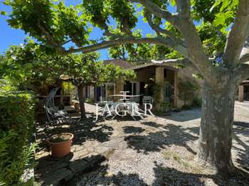 Maison 1 pièce 200 m² · à Cogolin · 200 m² · 695 000 €