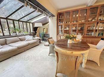 Maison 9 pièces 237 m² · à Cogolin · 237 m² · 990 000 €