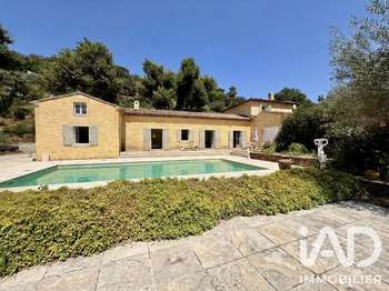 Vente maison 6 pièces Collobrières 83