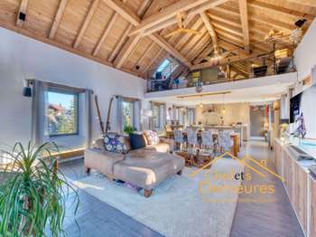 Maison 10 pièces 341 m² · à Combloux · 341 m² · 1 290 000 €
