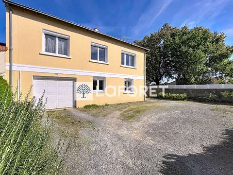 Vente maison 5 pièces Combrand 79