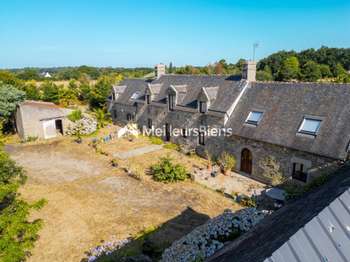 Maison 12 pièces 211 m² · à Combrit · 211 m² · 569 700 €