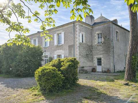 Vente maison 9 pièces Corcoué-sur-Logne 44