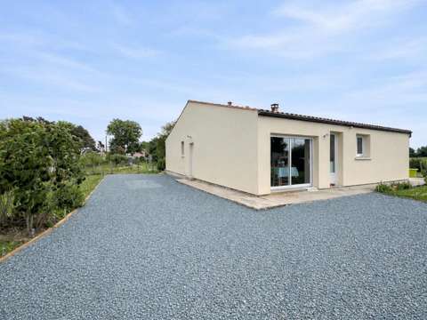 Vente maison 4 pièces Corme-Écluse 17