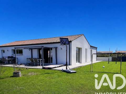 Vente maison 5 pièces Corme-Écluse 17