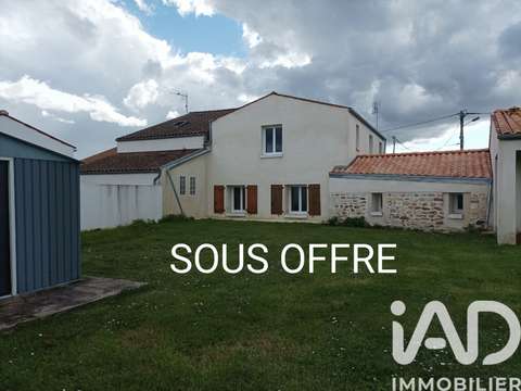 Vente maison 5 pièces Corme-Royal 17